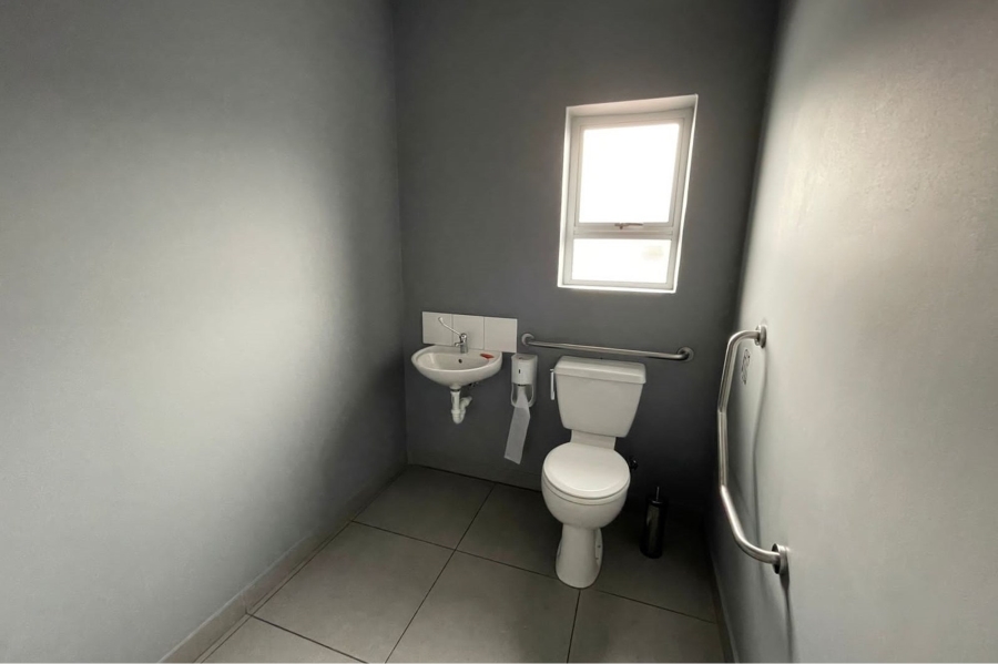 To Let commercial Property for Rent in Greenbushes Industrial Park Eastern Cape
